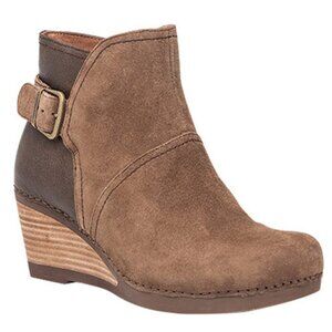 Dansko Women's Shirley Wedge Ankle Bootie Taupe Suede Size 8 38